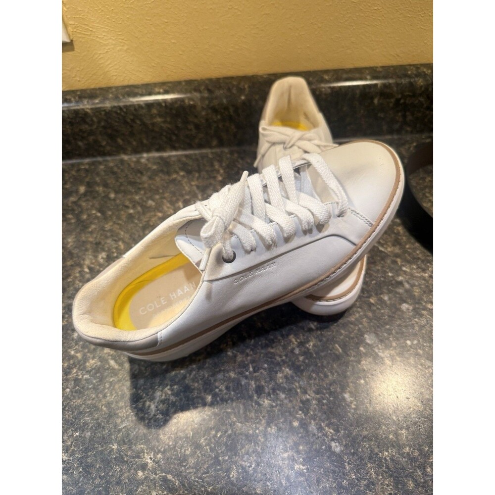 Cole Haan Women's Sporty Lightweight Grandpro TopSpin Sneaker, White/Dove Sz 7.5